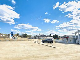 Twilight Country Motel