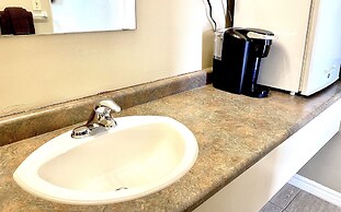 Twilight Country Motel