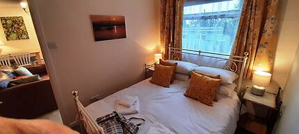 Sheena's Dartmouth Chalets