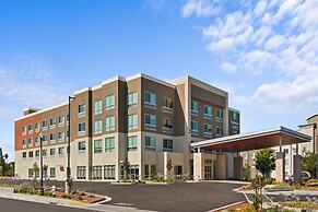 Holiday Inn Express & Suites Suisun City by IHG