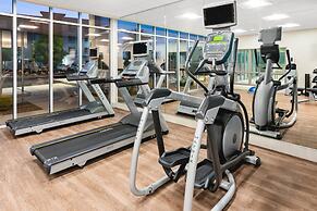 Holiday Inn Express & Suites Suisun City by IHG