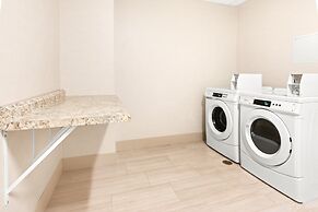 Holiday Inn Express & Suites Suisun City by IHG