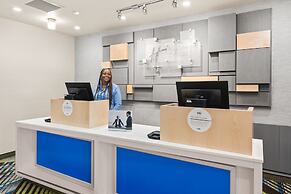 Holiday Inn Express & Suites Suisun City by IHG