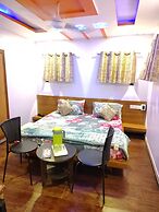 Shaleen Elegance Homestay