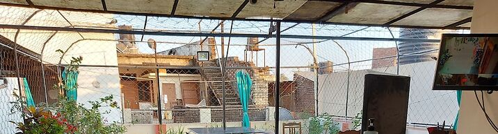 Shaleen Elegance Homestay