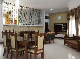 The Arsy Syariah Guest House