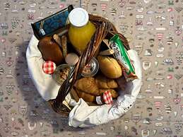 Thallos Cave House and Apartments