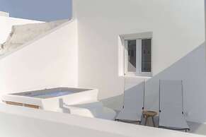 Thallos Cave House and Apartments