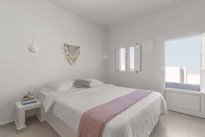 Thallos Cave House and Apartments