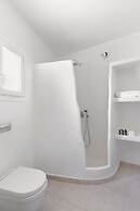 Thallos Cave House and Apartments