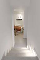 Thallos Cave House and Apartments