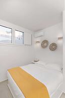 Thallos Cave House and Apartments