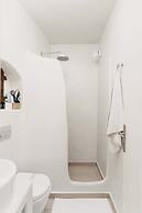 Thallos Cave House and Apartments