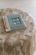 Thallos Cave House and Apartments