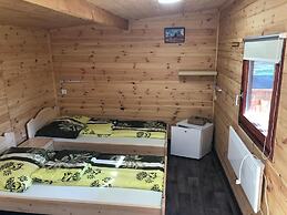 Haller Wooden Houses - Campsite