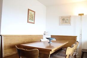 Central & Cozy - Rainbow A