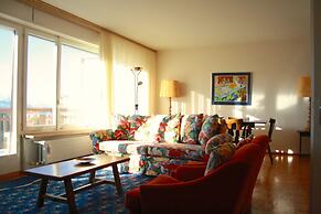 Mountain View & Spacious - Flaminia C