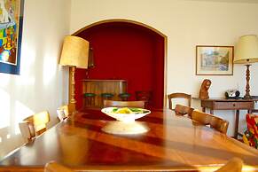 Mountain View & Spacious - Flaminia C