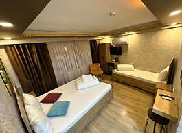 Golden Sail Hotel Old City