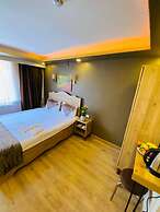 Golden Sail Hotel Old City