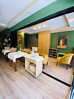 Golden Sail Hotel Old City