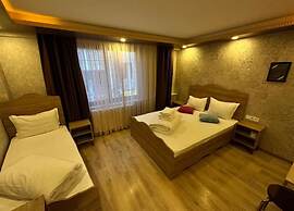 Golden Sail Hotel Old City