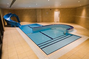 Burntwood Court Hotel