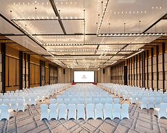 Grand WUJI Hotel, in The Unbound Collection by Hyatt