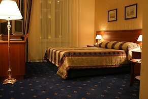 Belvedere-Nevsky Business Hotel