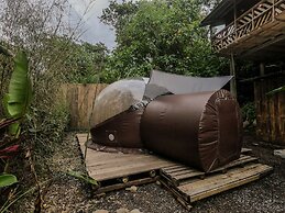 Mindo GlamBird Glamping & Lodge