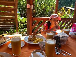 Mindo GlamBird Glamping & Lodge
