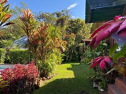 Mindo GlamBird Glamping & Lodge