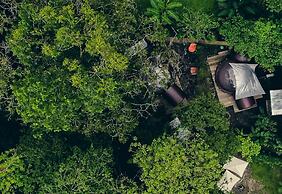 Mindo GlamBird Glamping & Lodge