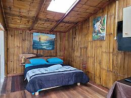Mindo GlamBird Glamping & Lodge
