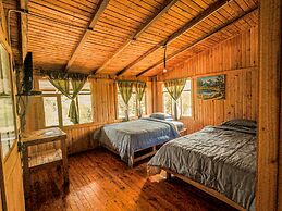 Mindo GlamBird Glamping & Lodge