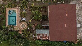 Mindo GlamBird Glamping & Lodge