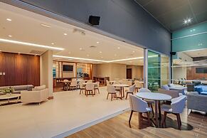 Holiday Inn Quito Airport by IHG