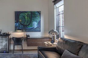 121 Hotel by AvantStay – Modern Comfort in Nashville's West End