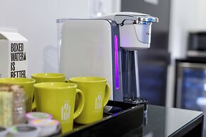 121 Hotel by AvantStay – Modern Comfort in Nashville's West End