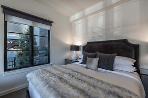 121 Hotel by AvantStay – Modern Comfort in Nashville's West End