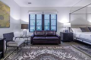 121 Hotel by AvantStay – Modern Comfort in Nashville's West End