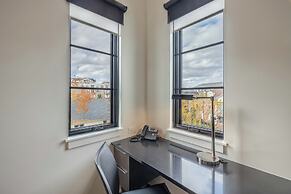 121 Hotel by AvantStay – Modern Comfort in Nashville's West End