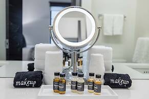 121 Hotel by AvantStay – Modern Comfort in Nashville's West End