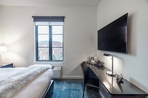 121 Hotel by AvantStay – Modern Comfort in Nashville's West End