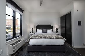 121 Hotel by AvantStay – Modern Comfort in Nashville's West End