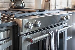 121 Hotel by AvantStay – Modern Comfort in Nashville's West End