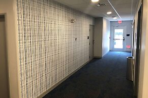 Microtel Inn & Suites by Wyndham Hot Springs