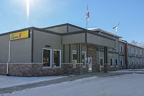 Super 8 by Wyndham Moosonee