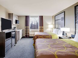 Super 8 by Wyndham Moosonee