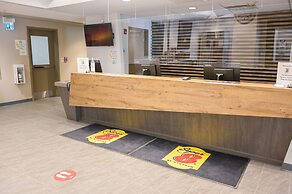 Super 8 by Wyndham Moosonee